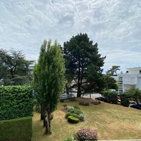 Apartment 2 Pieces Avec Terrasse, Garage, Et Ascenseur, Jusqu'a 4 Couchages - Centre - Fr-1-245-124 *